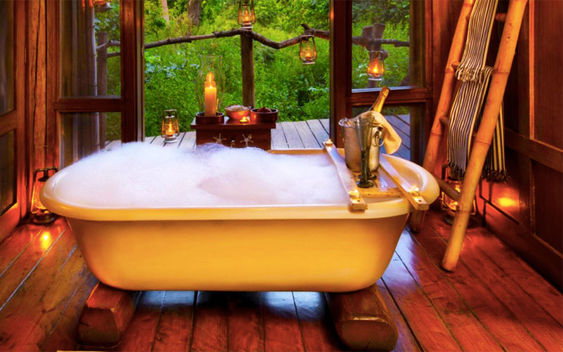 Lake-Manyara-Tree-Lodge-Bath