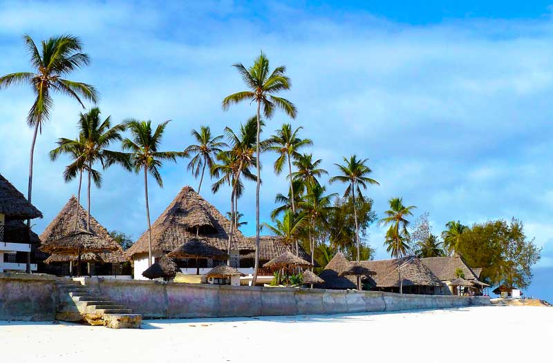 Zanzibar-Beach-Hotel-Huts