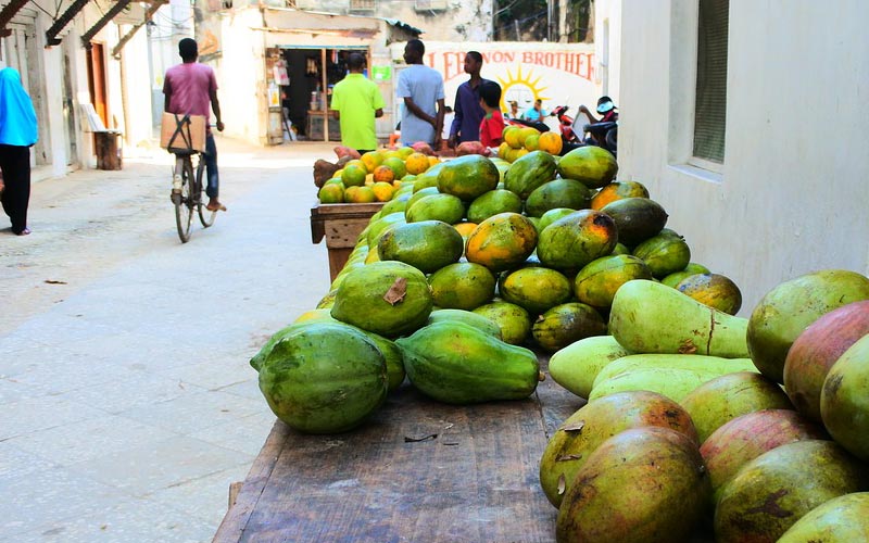 Zanzibar-Food-Mango-Market